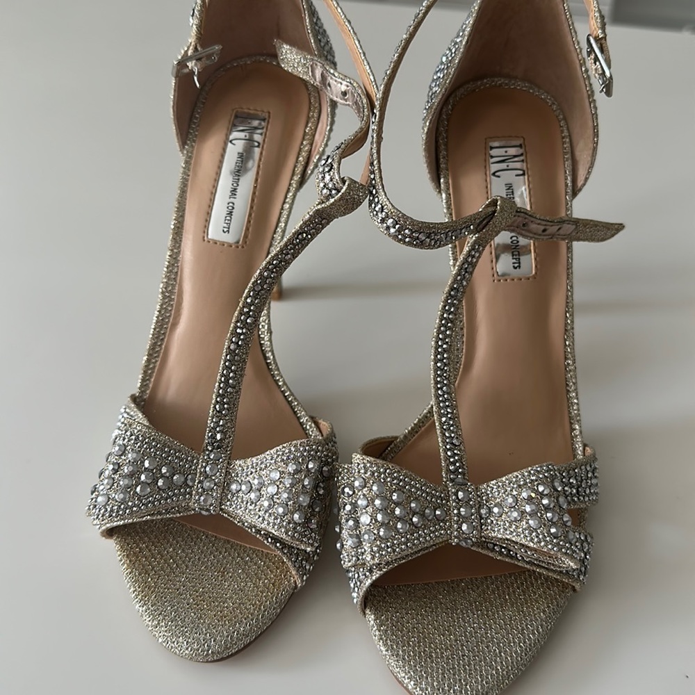 glitter heels with bow